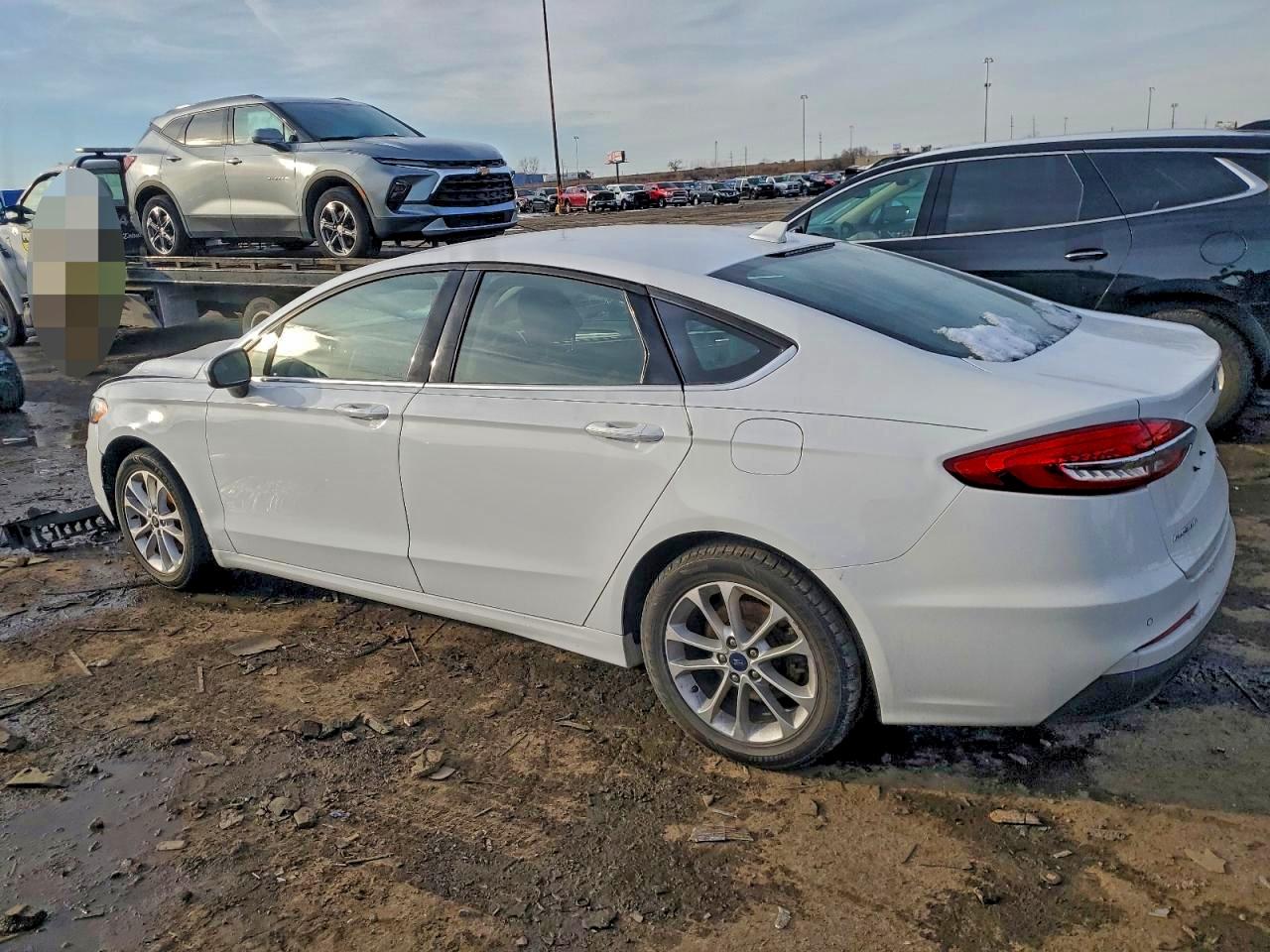 2020 FORD FUSION SE photo 2