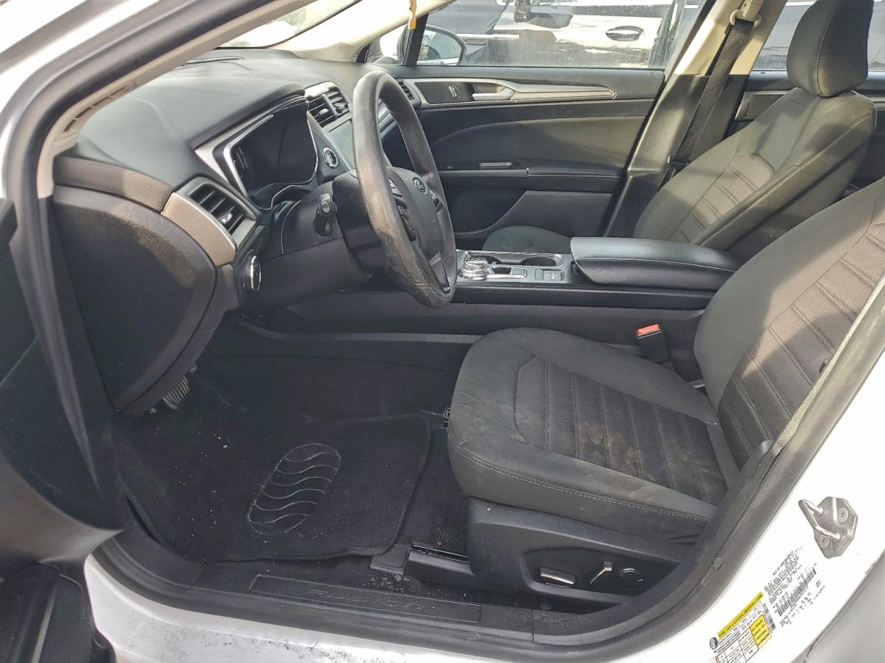 2020 FORD FUSION SE photo 7