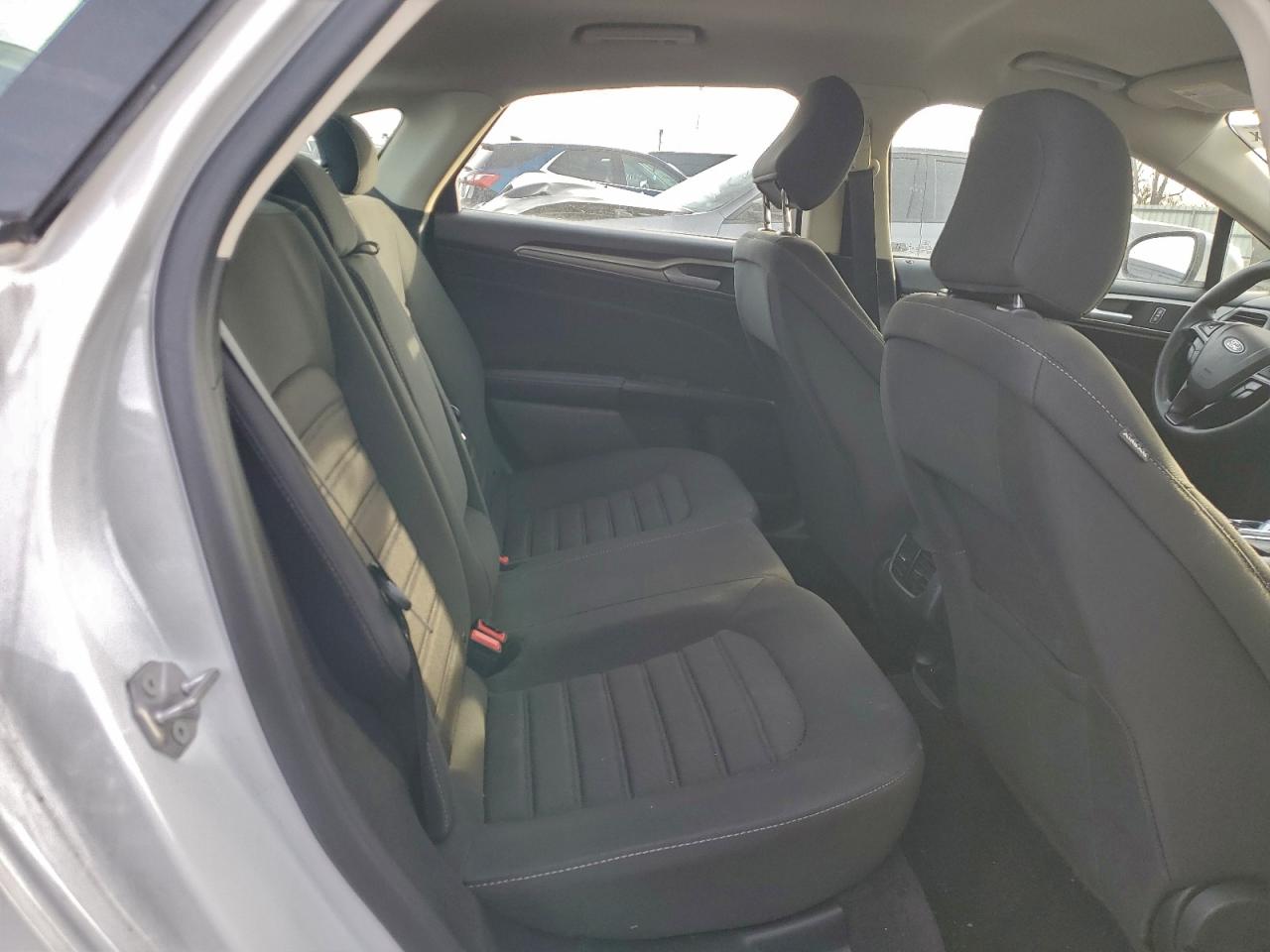 2020 FORD FUSION SE photo 10