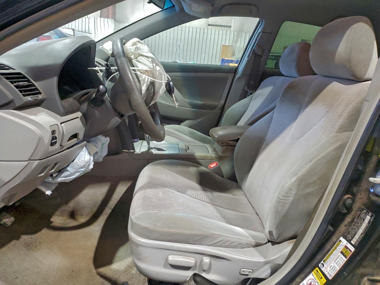 2011 TOYOTA CAMRY BASE photo 7