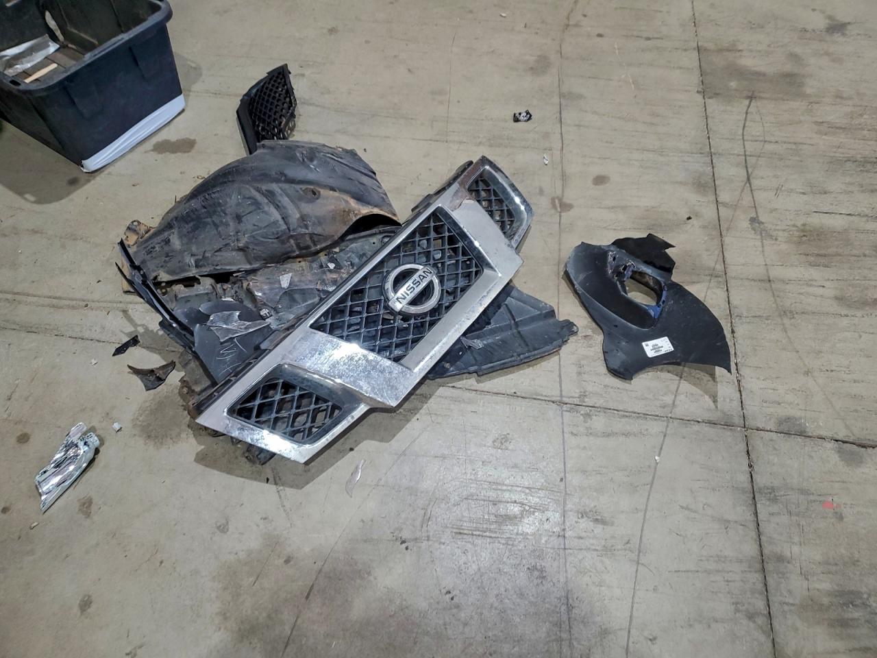 2011 TOYOTA CAMRY BASE photo 12