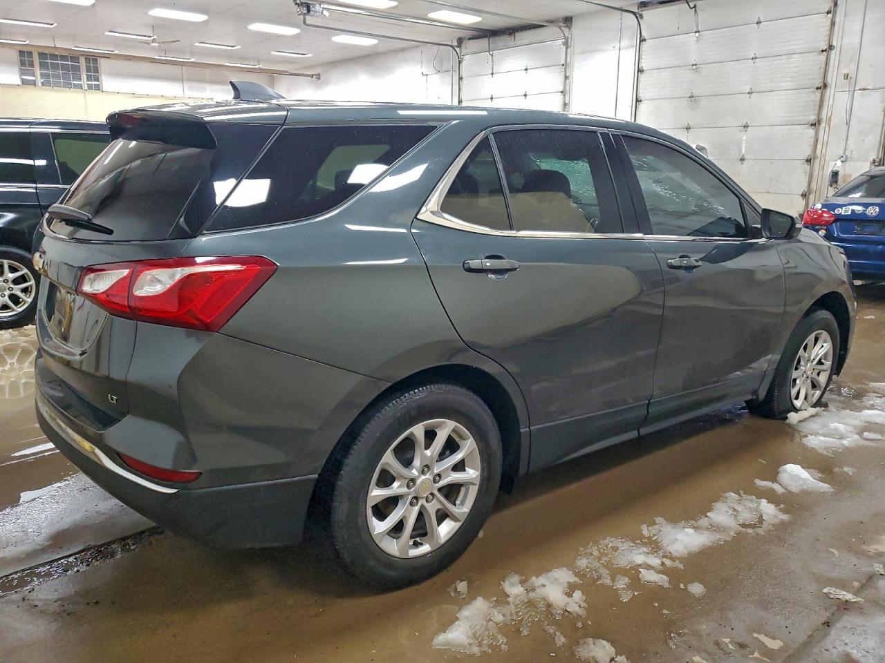 2019 CHEVROLET EQUINOX LT photo 3