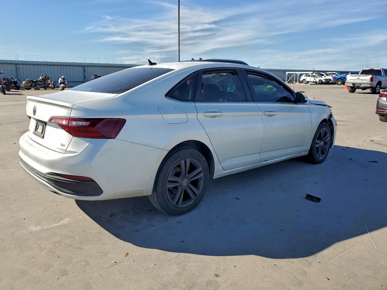 2024 VOLKSWAGEN JETTA SE photo 3