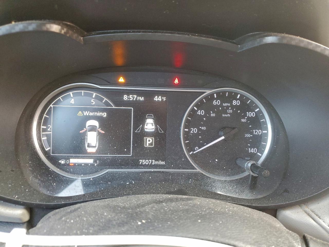2021 NISSAN VERSA SV photo 9