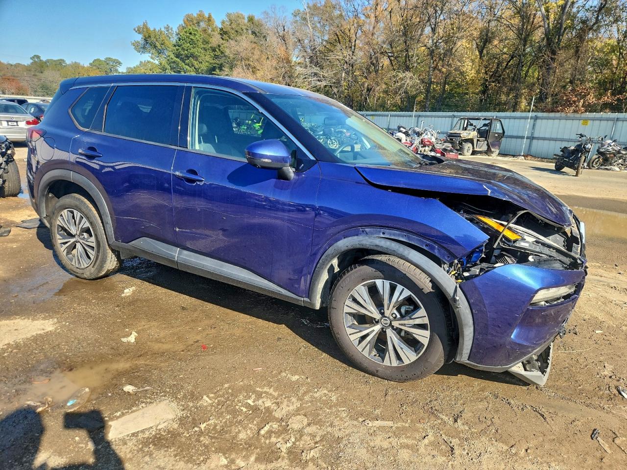 2021 NISSAN ROGUE SV photo 4