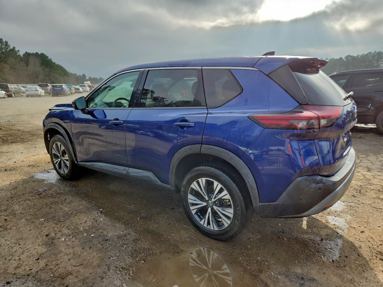 2021 NISSAN ROGUE SV photo 2