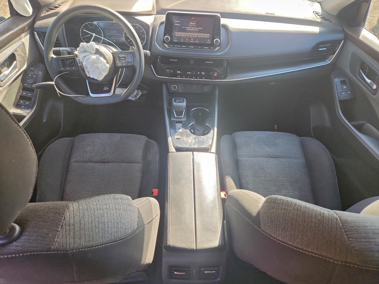 2021 NISSAN ROGUE SV photo 8