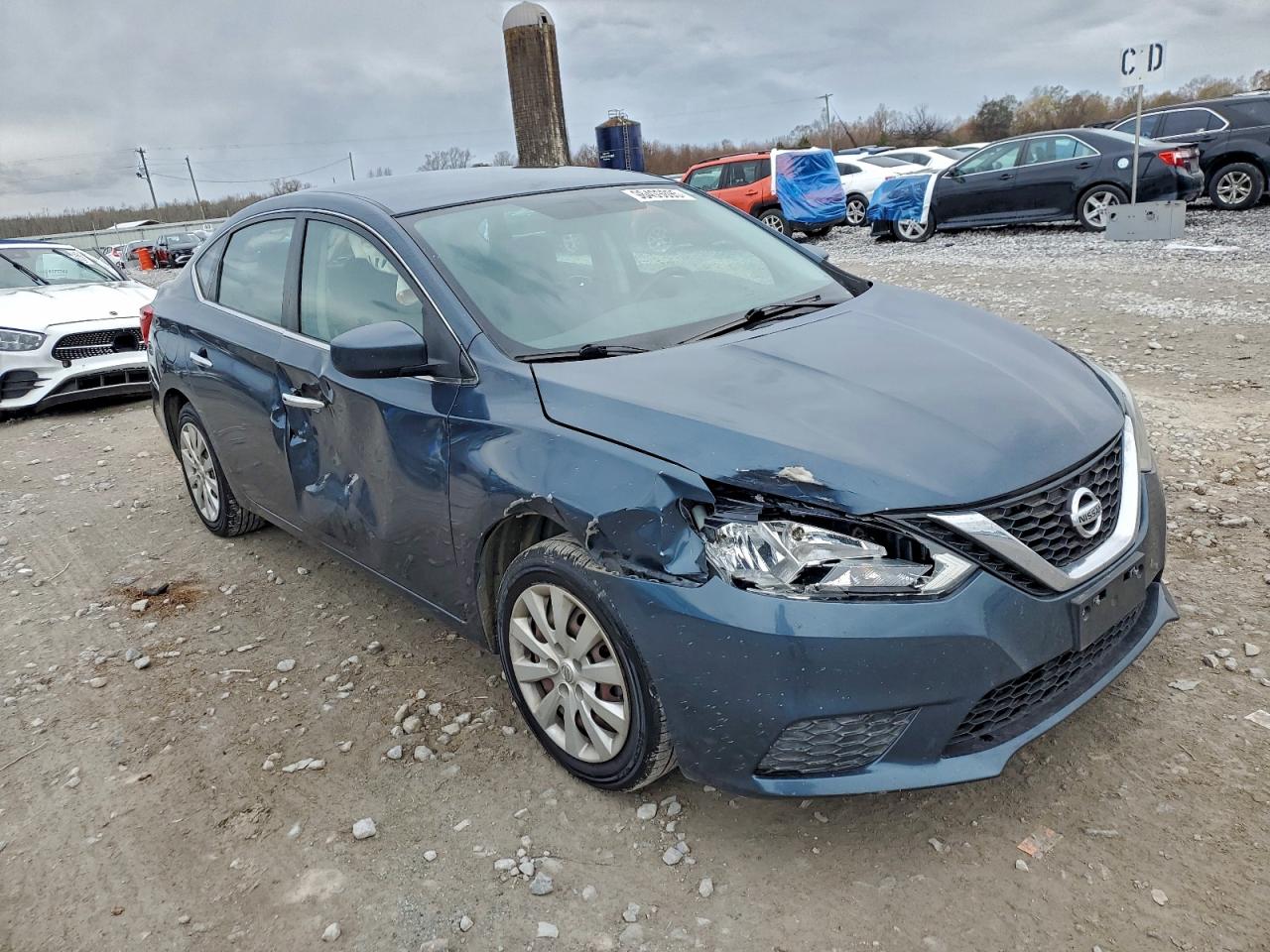 2016 NISSAN SENTRA S photo 4