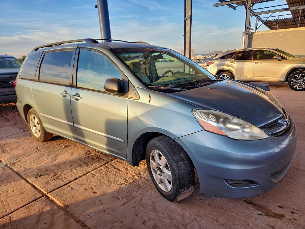 2007 TOYOTA SIENNA CE photo 4