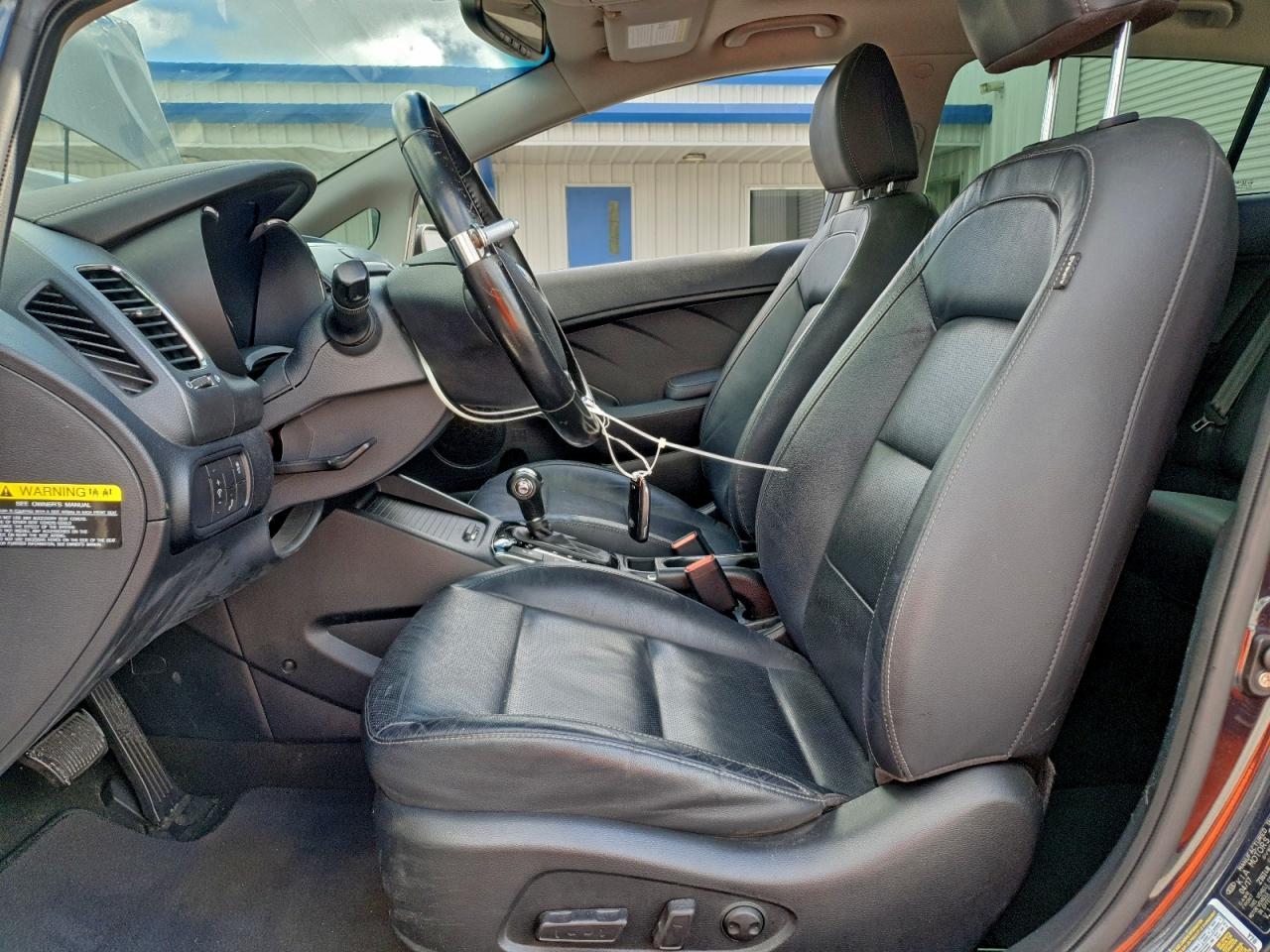 2017 KIA FORTE EX photo 7