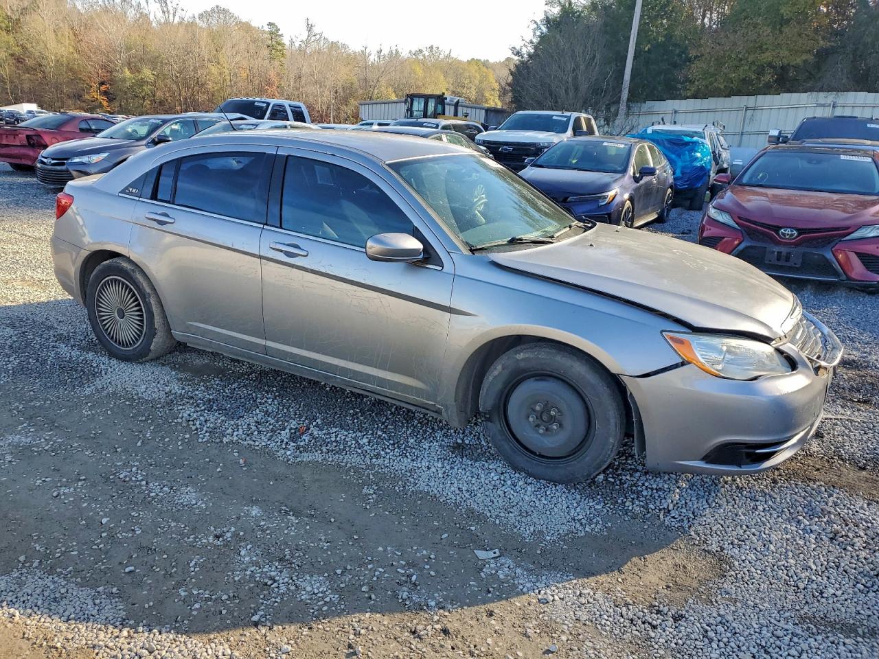 2013 CHRYSLER 200 LX photo 4