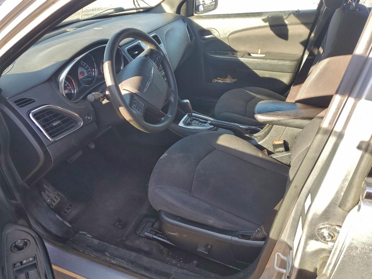 2013 CHRYSLER 200 LX photo 7