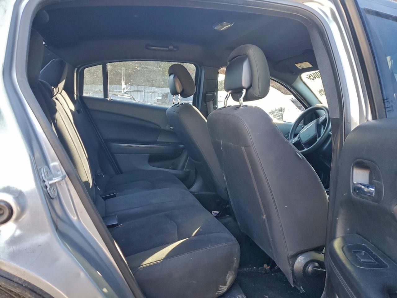 2013 CHRYSLER 200 LX photo 10