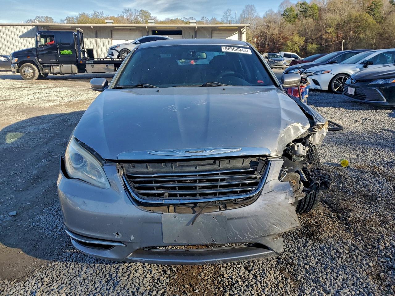 2013 CHRYSLER 200 LX photo 5