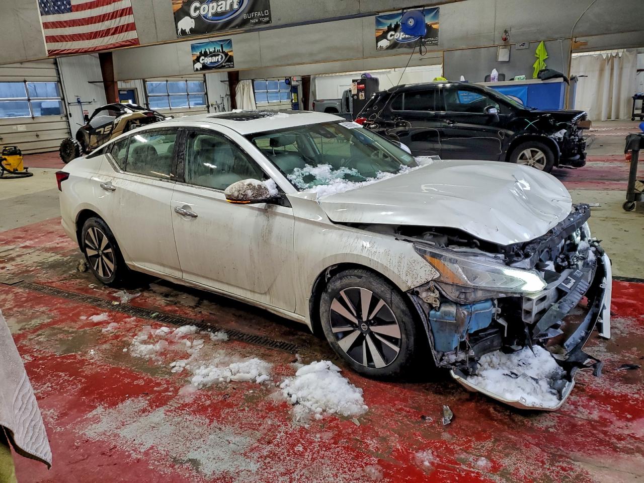 2019 NISSAN ALTIMA SV photo 4