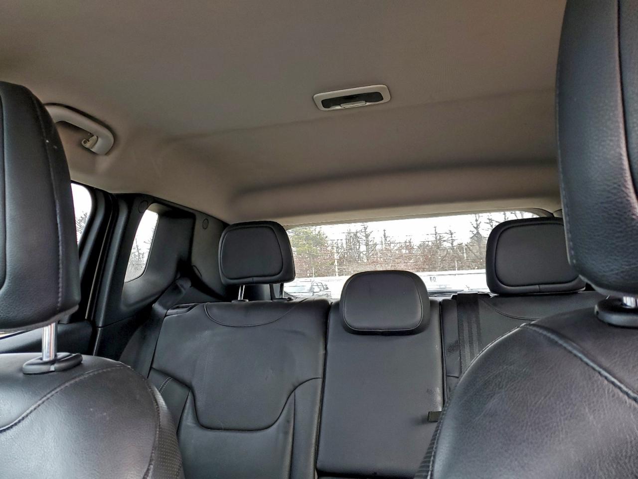 2015 JEEP RENEGADE LIMITED photo 10