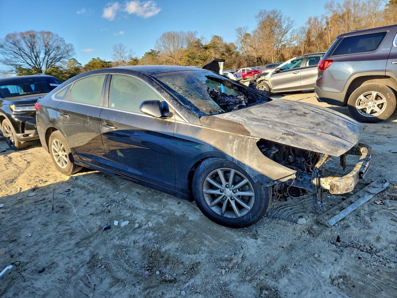 2018 HYUNDAI SONATA SE photo 4