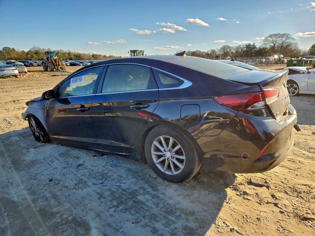 2018 HYUNDAI SONATA SE photo 2