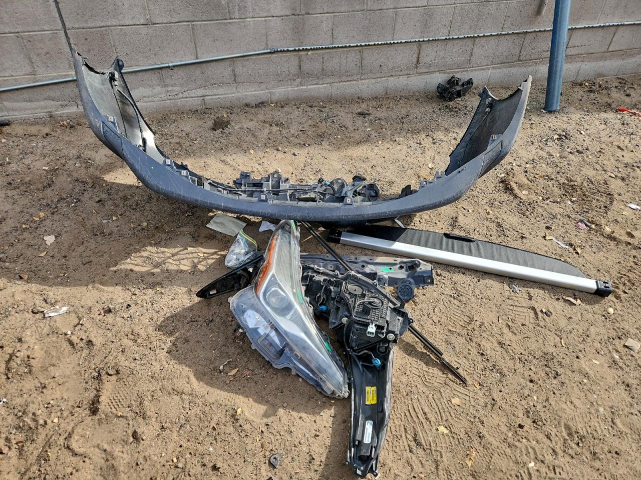 2019 TOYOTA PRIUS photo 12