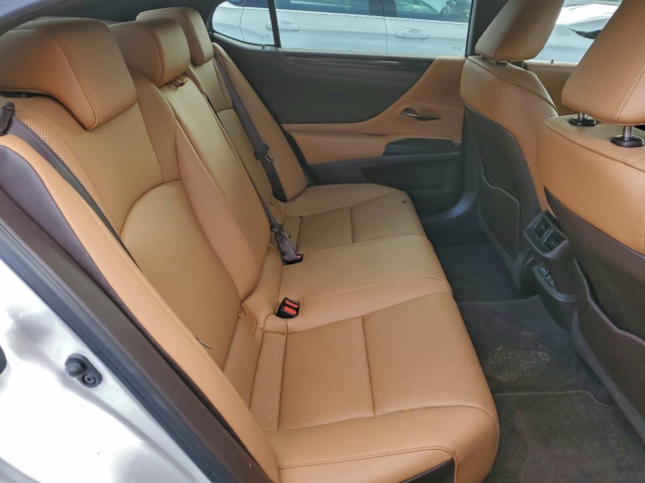 2019 LEXUS ES 350 photo 10