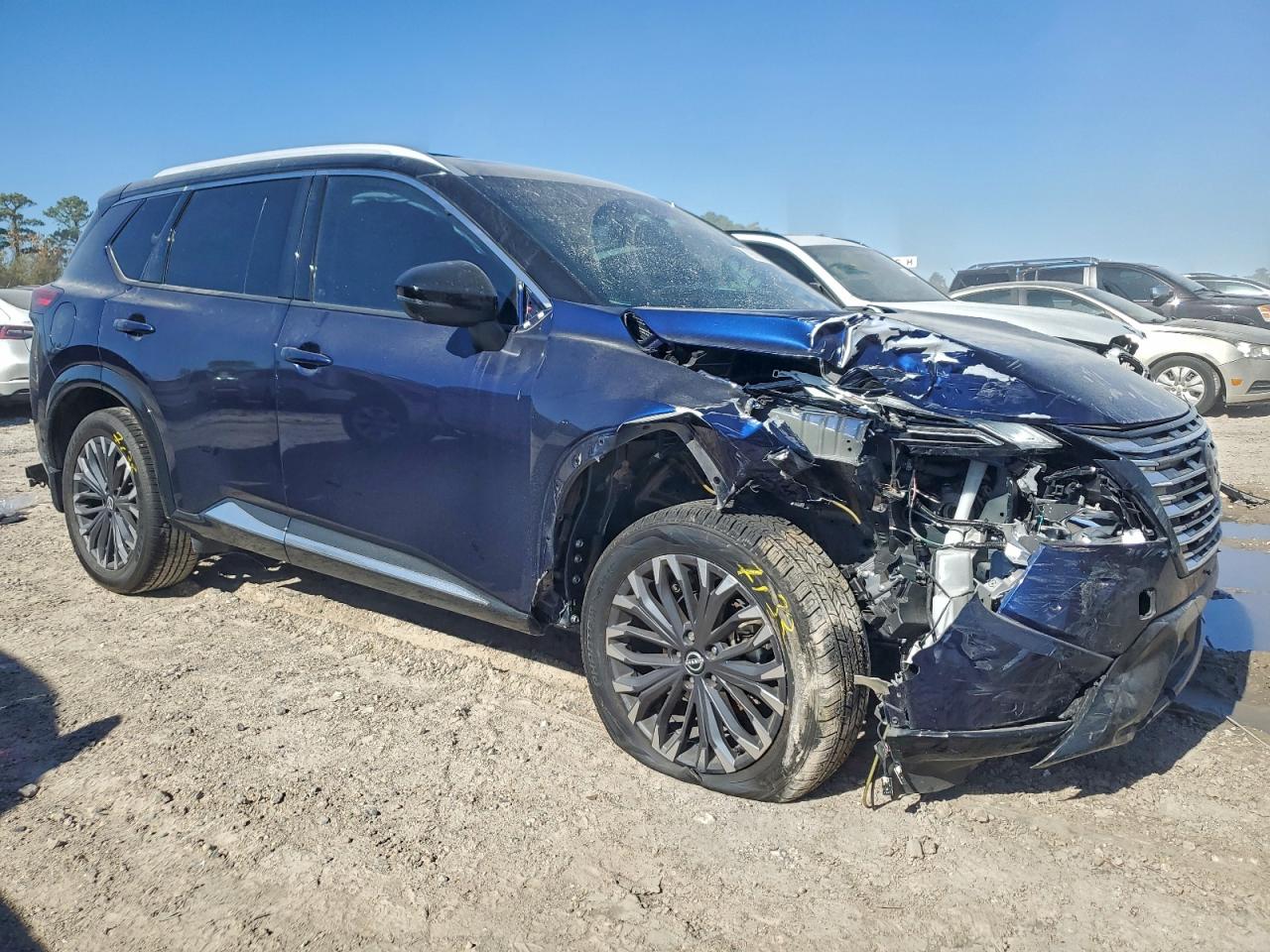 2024 NISSAN ROGUE PLATINUM photo 4