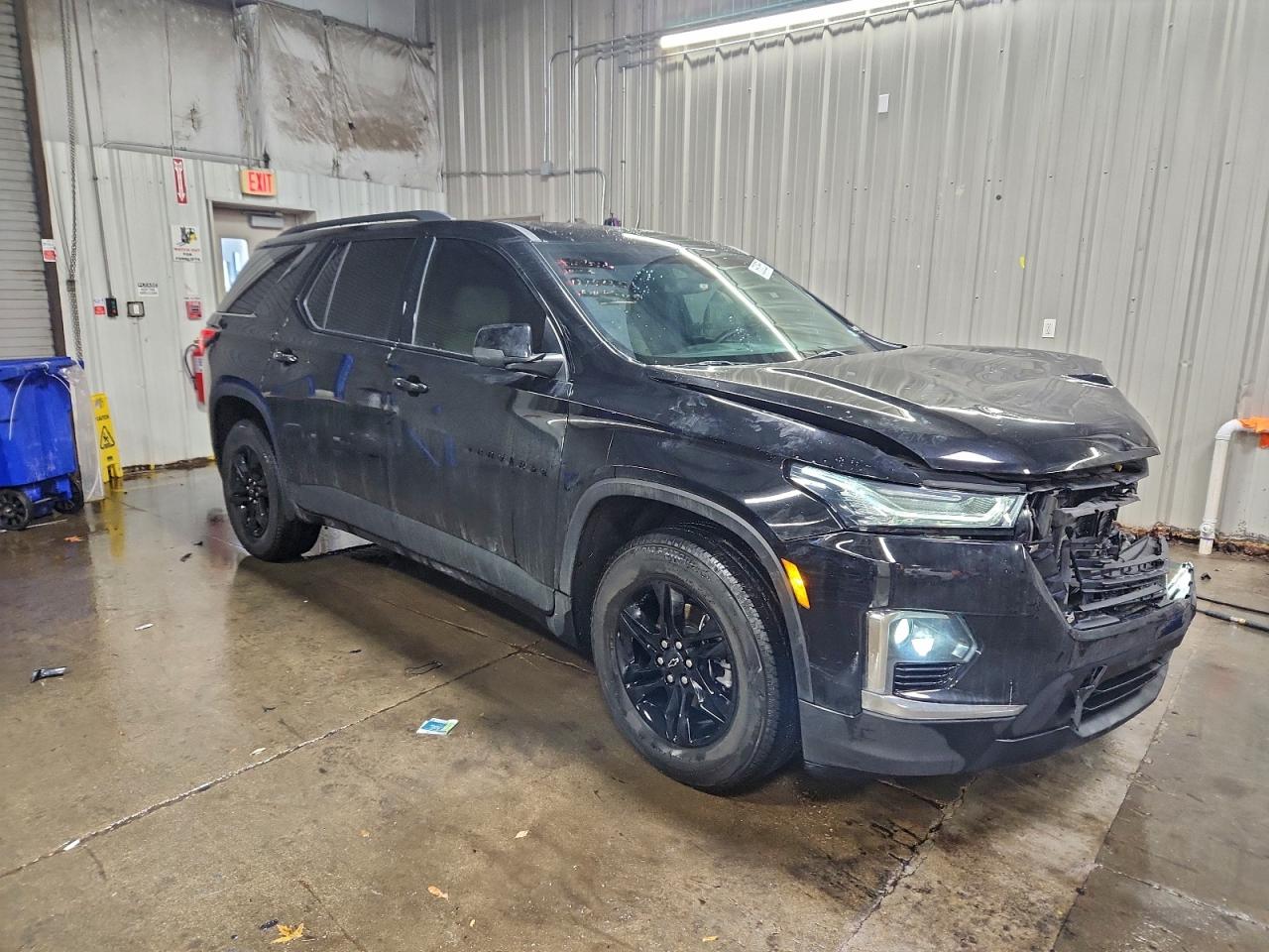 2023 CHEVROLET TRAVERSE LS photo 4