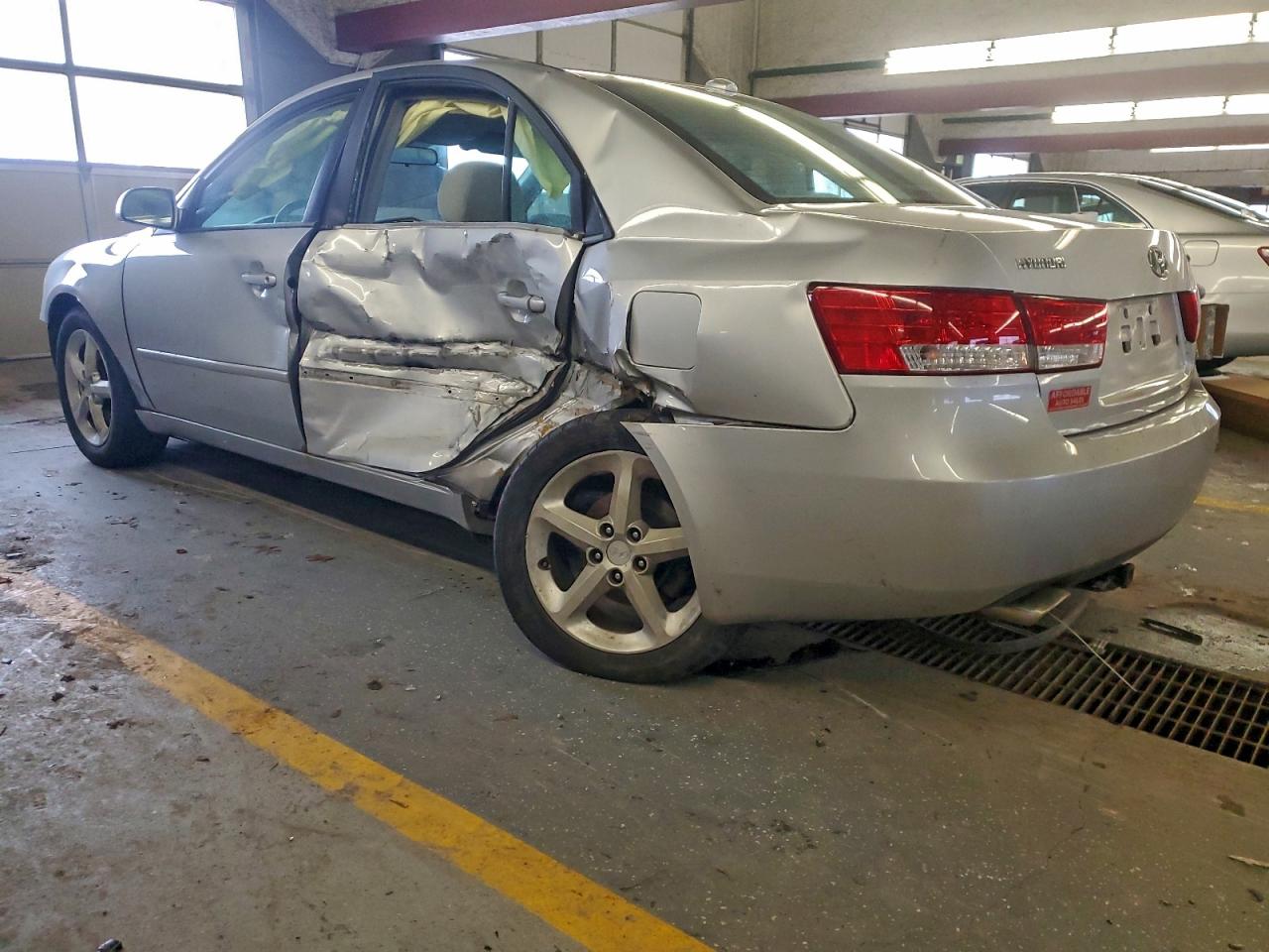 2007 HYUNDAI SONATA SE photo 2