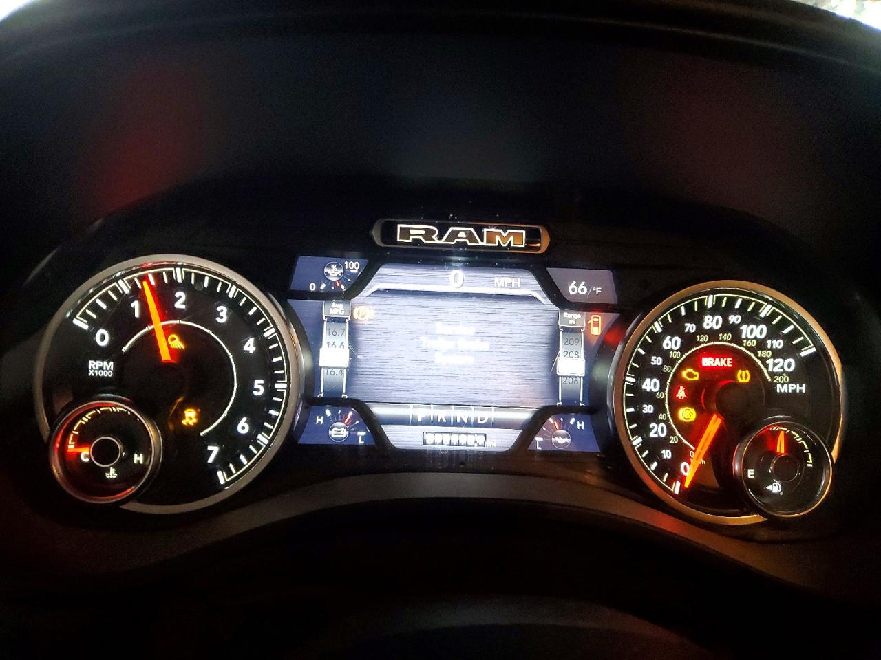 2019 RAM 1500 BIG HORN photo 9