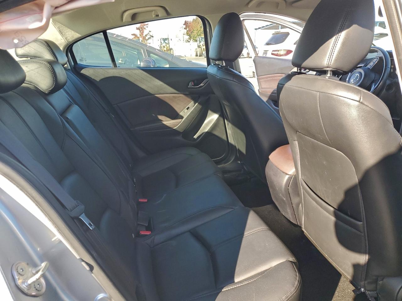 2018 MAZDA 3 TOURING photo 10