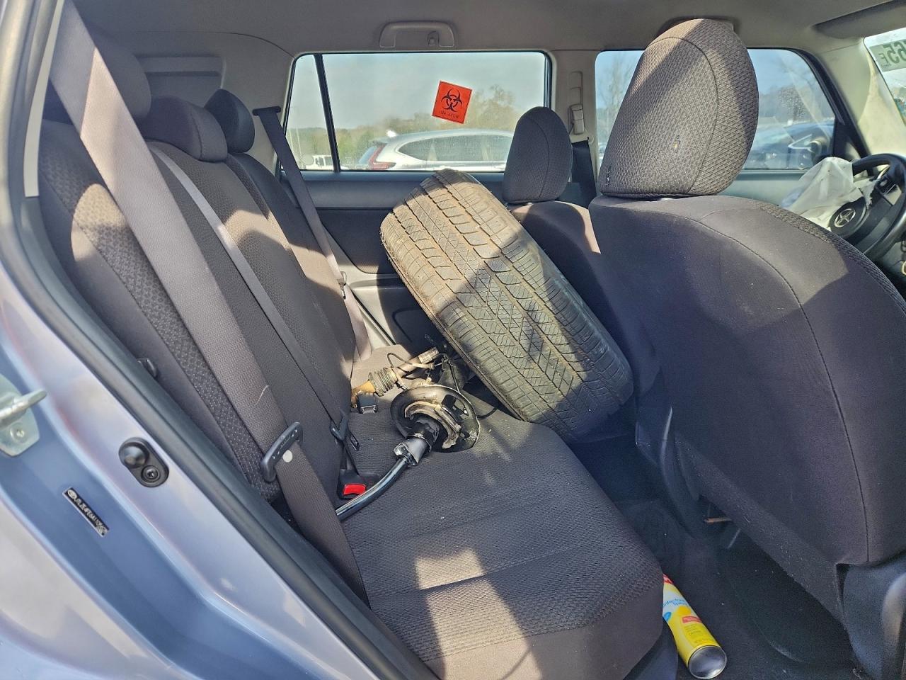 2010 TOYOTA SCION XB photo 11