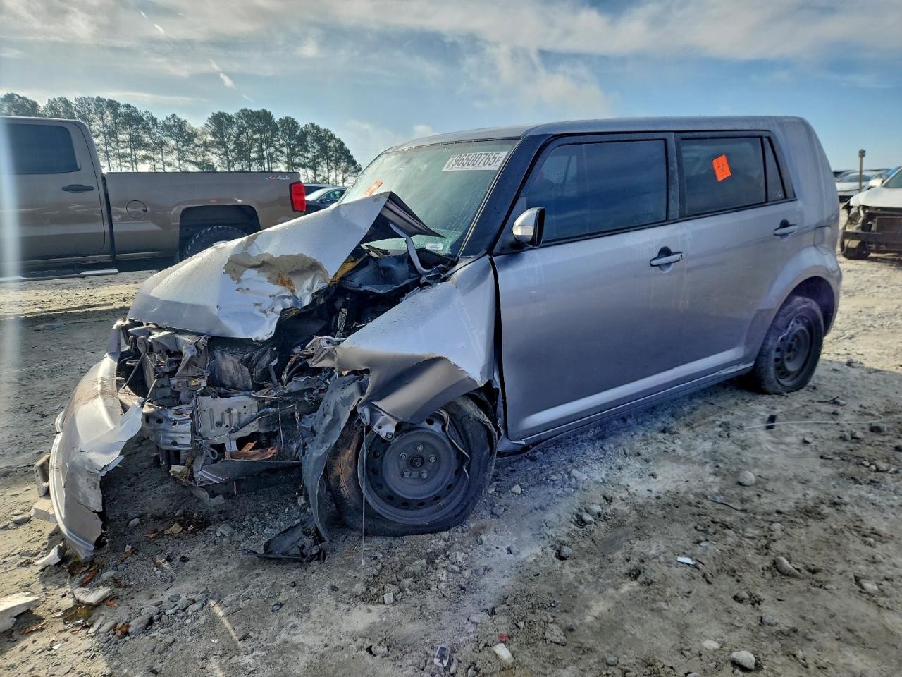 2010 TOYOTA SCION