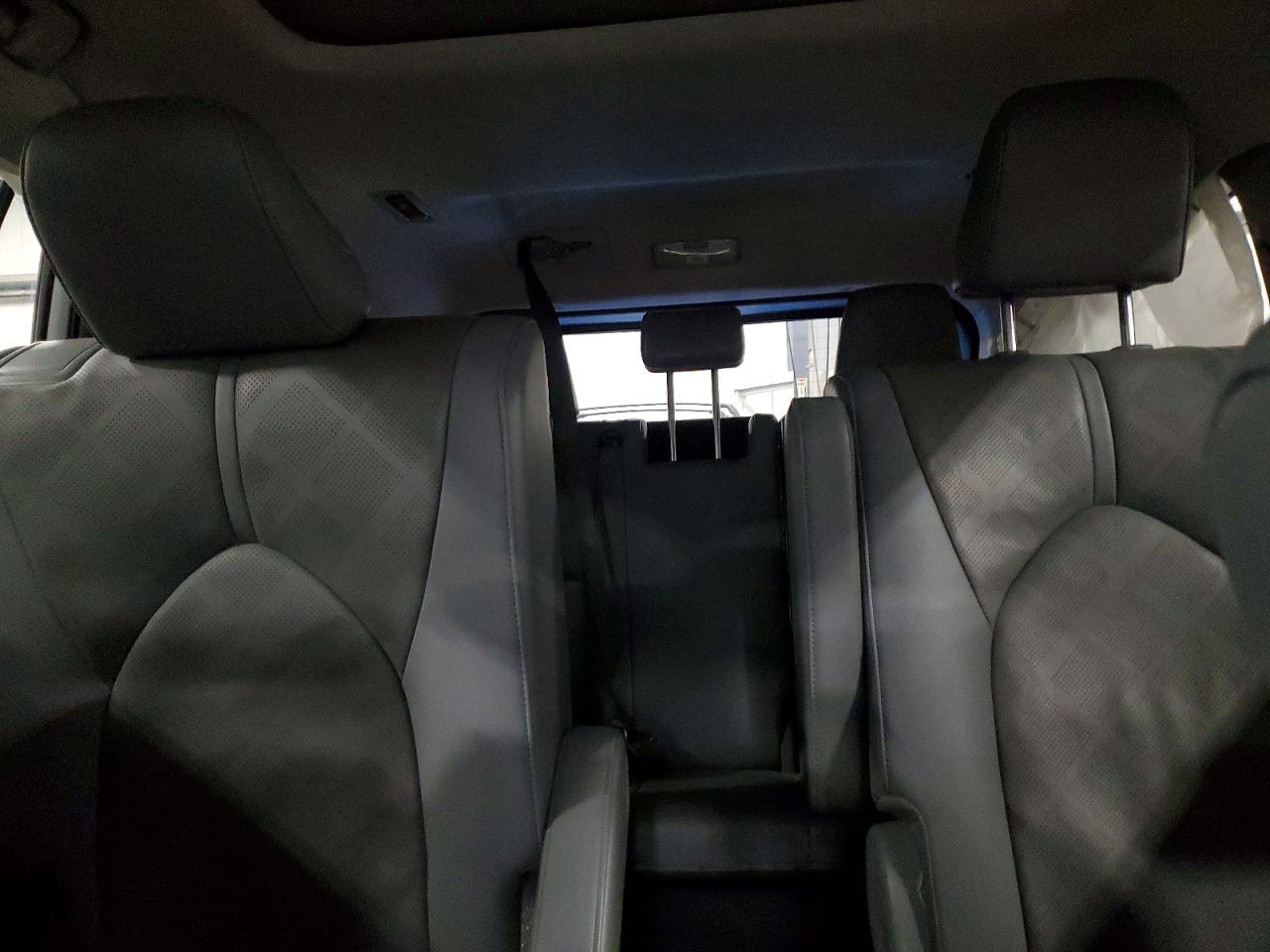 2020 TOYOTA HIGHLANDER PLATINUM photo 10