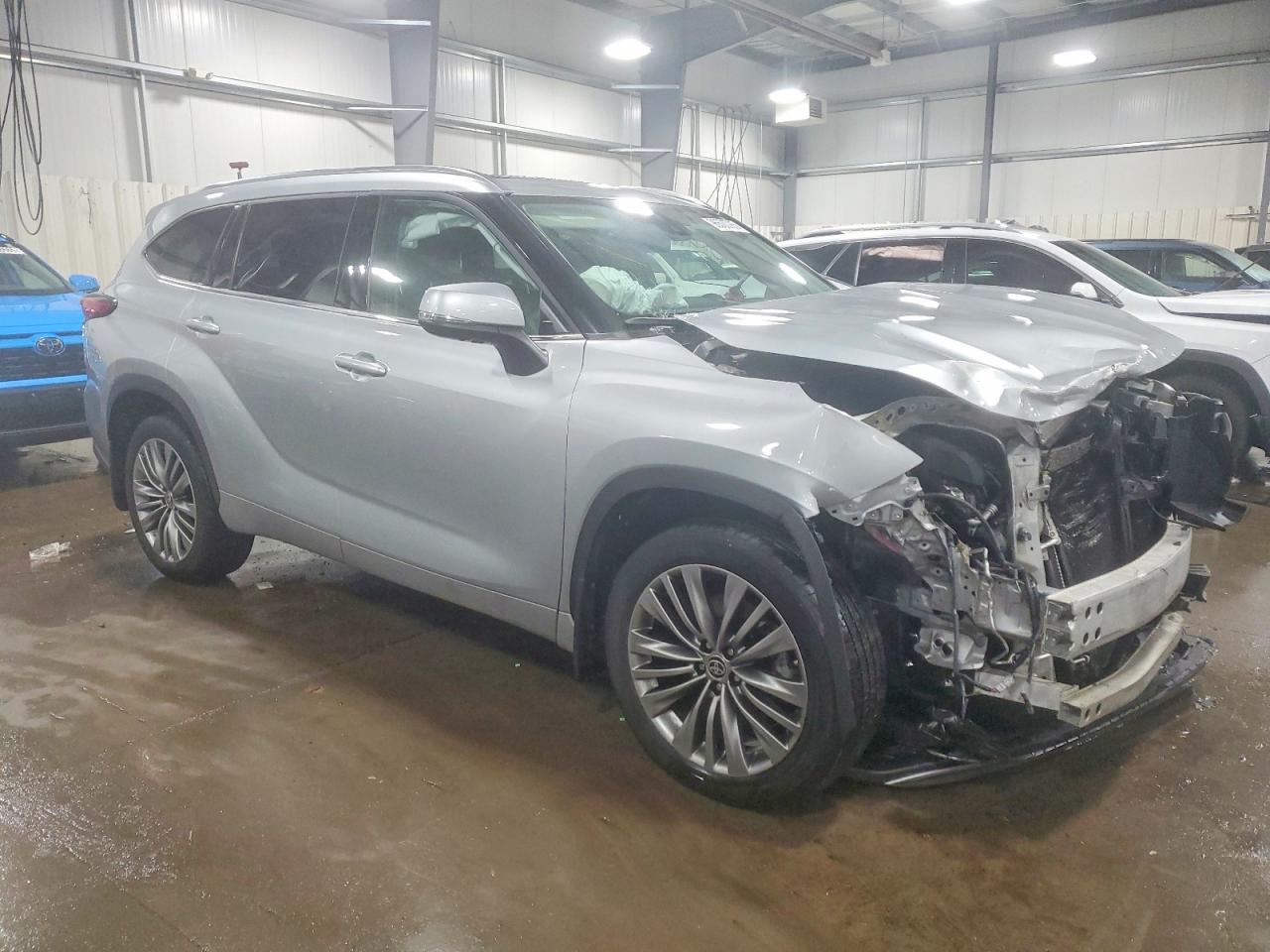 2020 TOYOTA HIGHLANDER PLATINUM photo 4