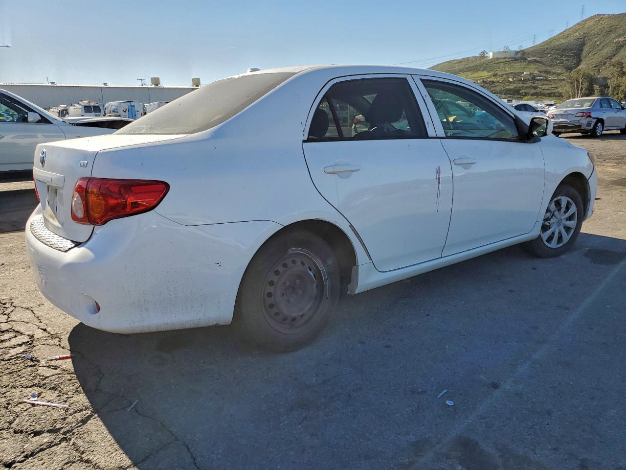 2010 TOYOTA COROLLA BASE photo 3