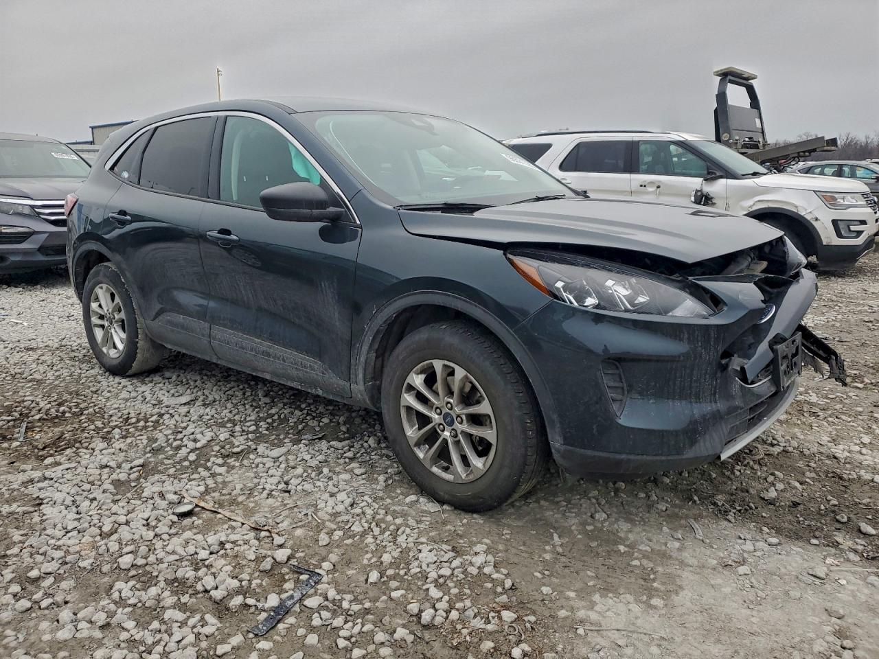 2022 FORD ESCAPE SE photo 4
