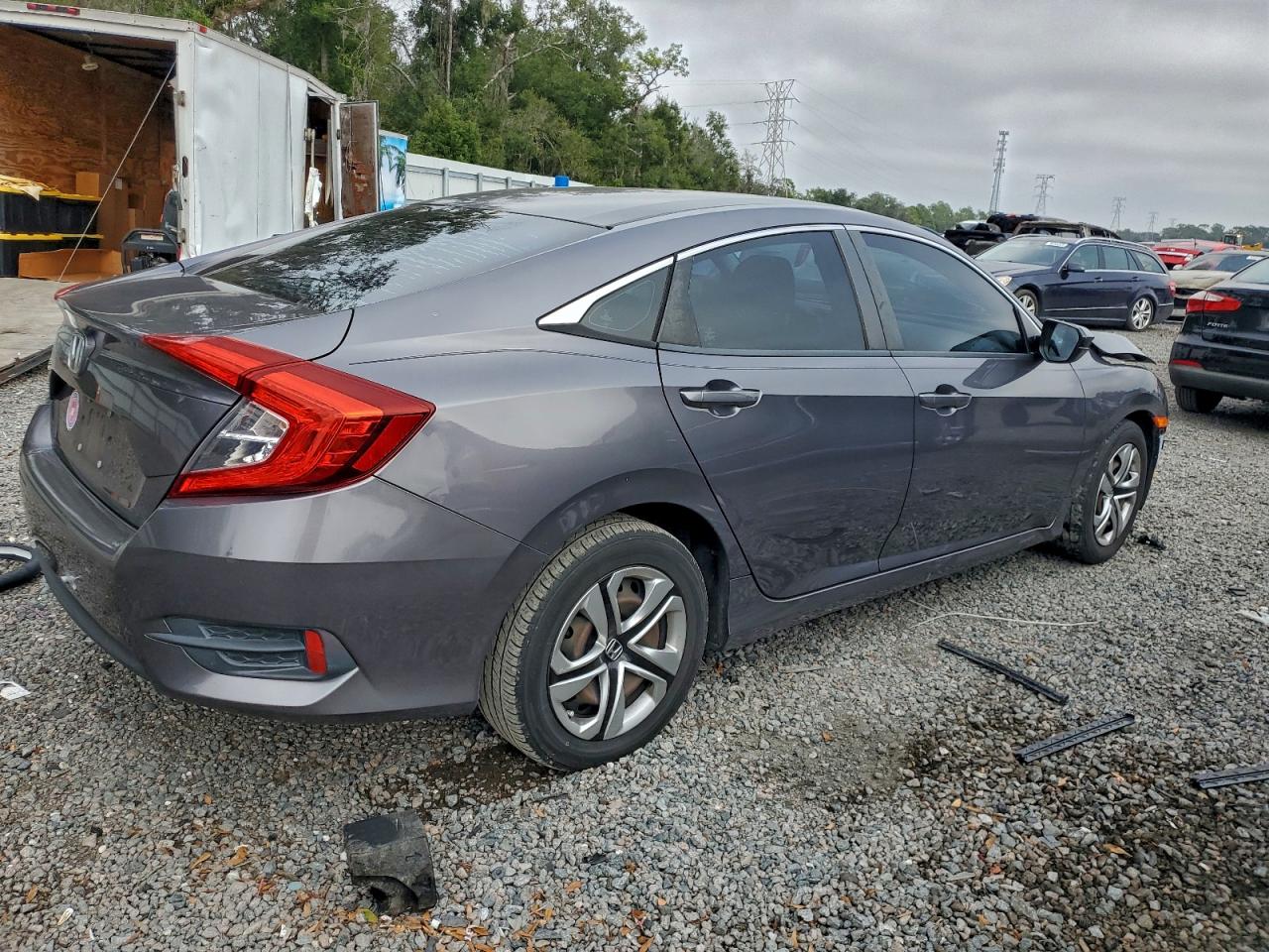 2016 HONDA CIVIC LX photo 3