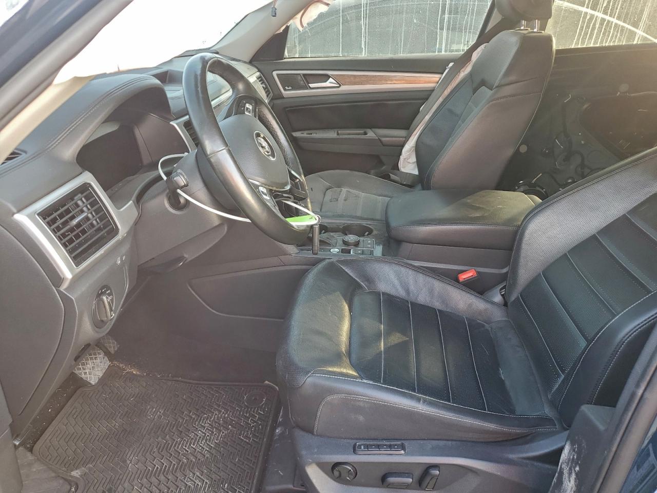 2018 VOLKSWAGEN ATLAS SEL PREMIUM photo 7