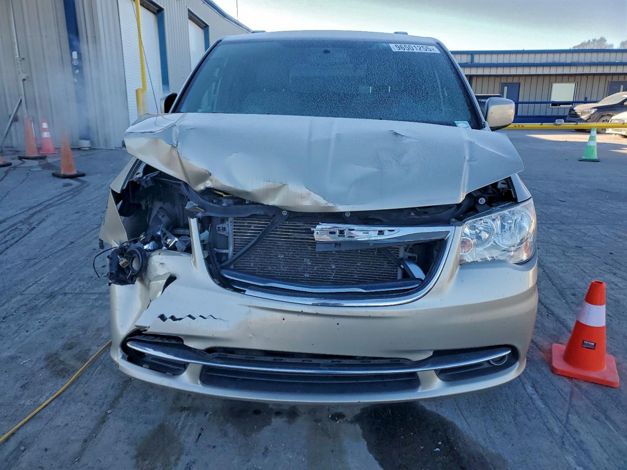 2015 CHRYSLER TOWN & COUNTRY TOURING photo 5