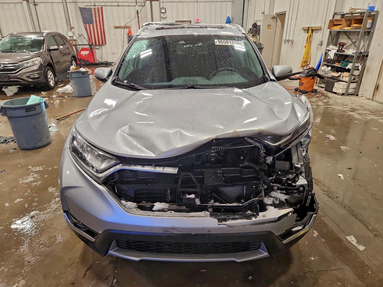 2018 HONDA CR-V TOURING photo 5