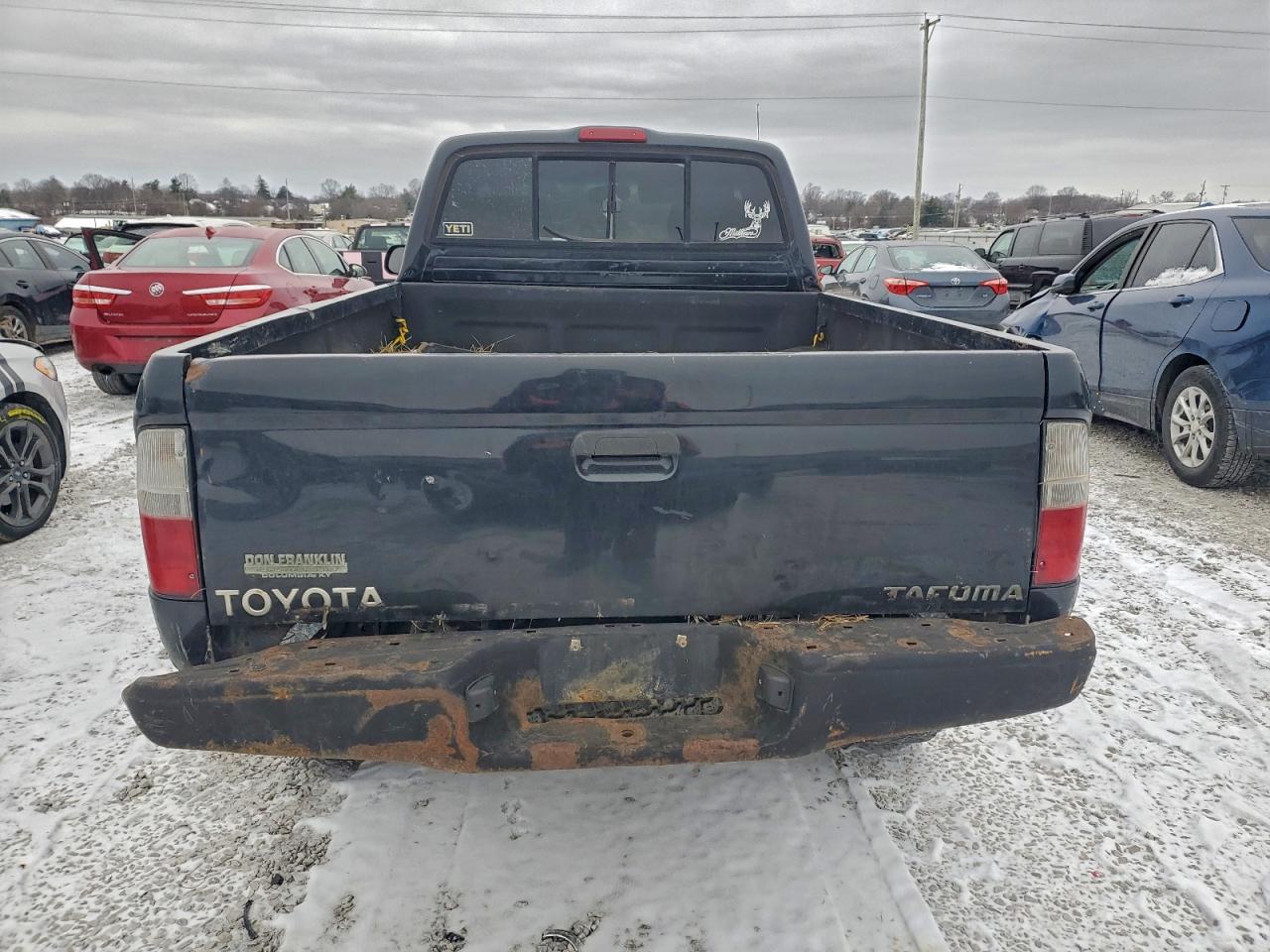 2000 TOYOTA TACOMA photo 6