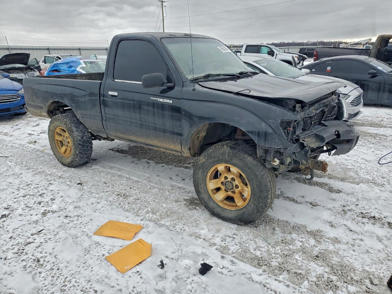 2000 TOYOTA TACOMA photo 4