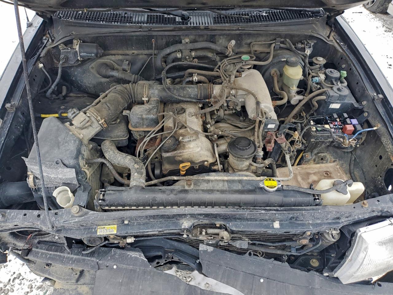 2000 TOYOTA TACOMA photo 11
