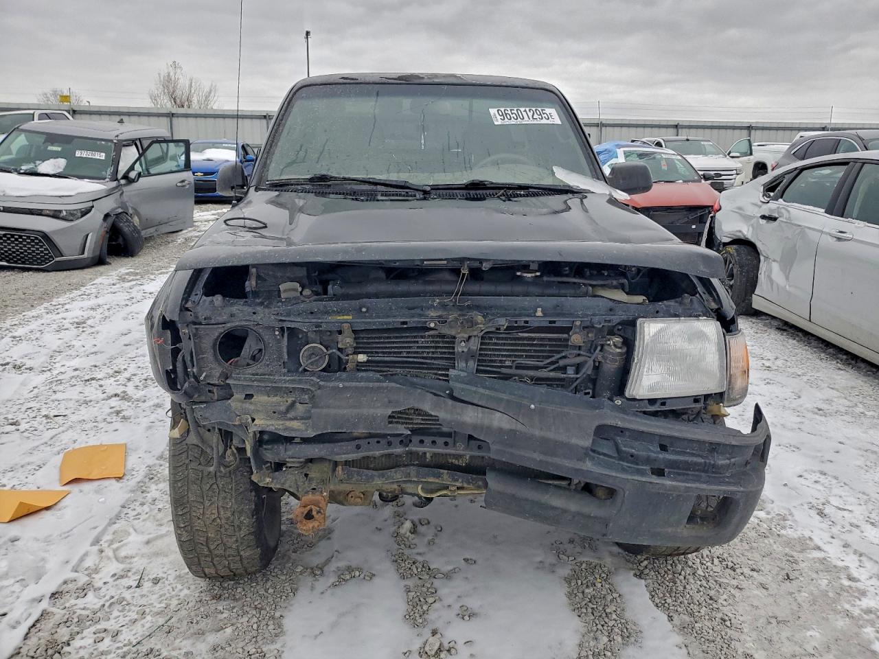 2000 TOYOTA TACOMA photo 5