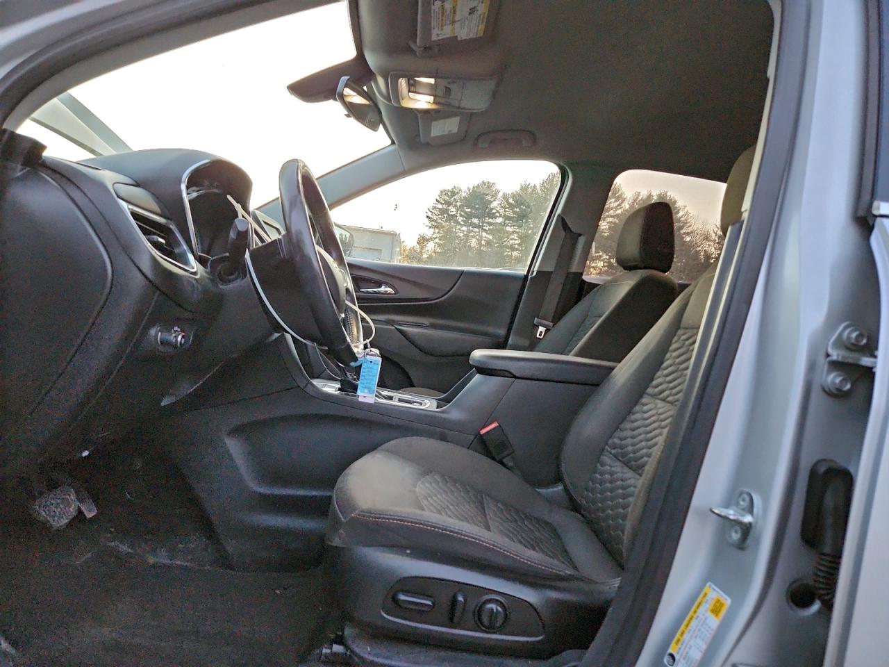 2018 CHEVROLET EQUINOX LT photo 7