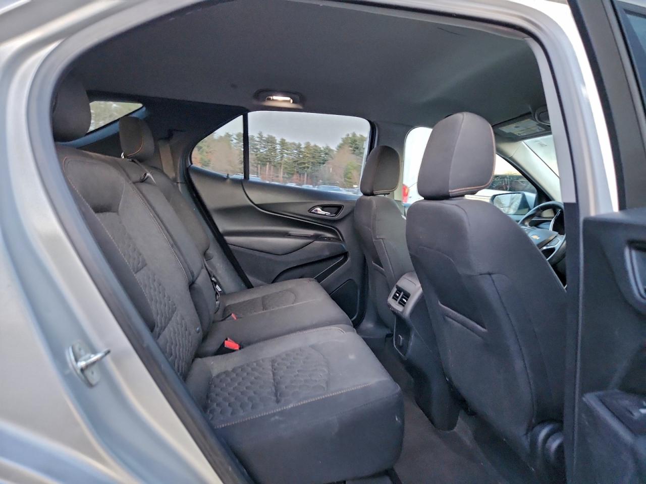 2018 CHEVROLET EQUINOX LT photo 11
