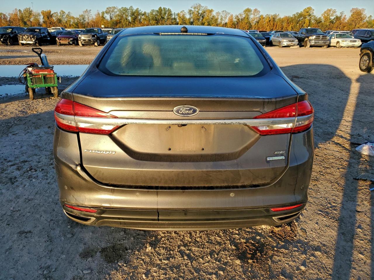 2017 FORD FUSION SE photo 6