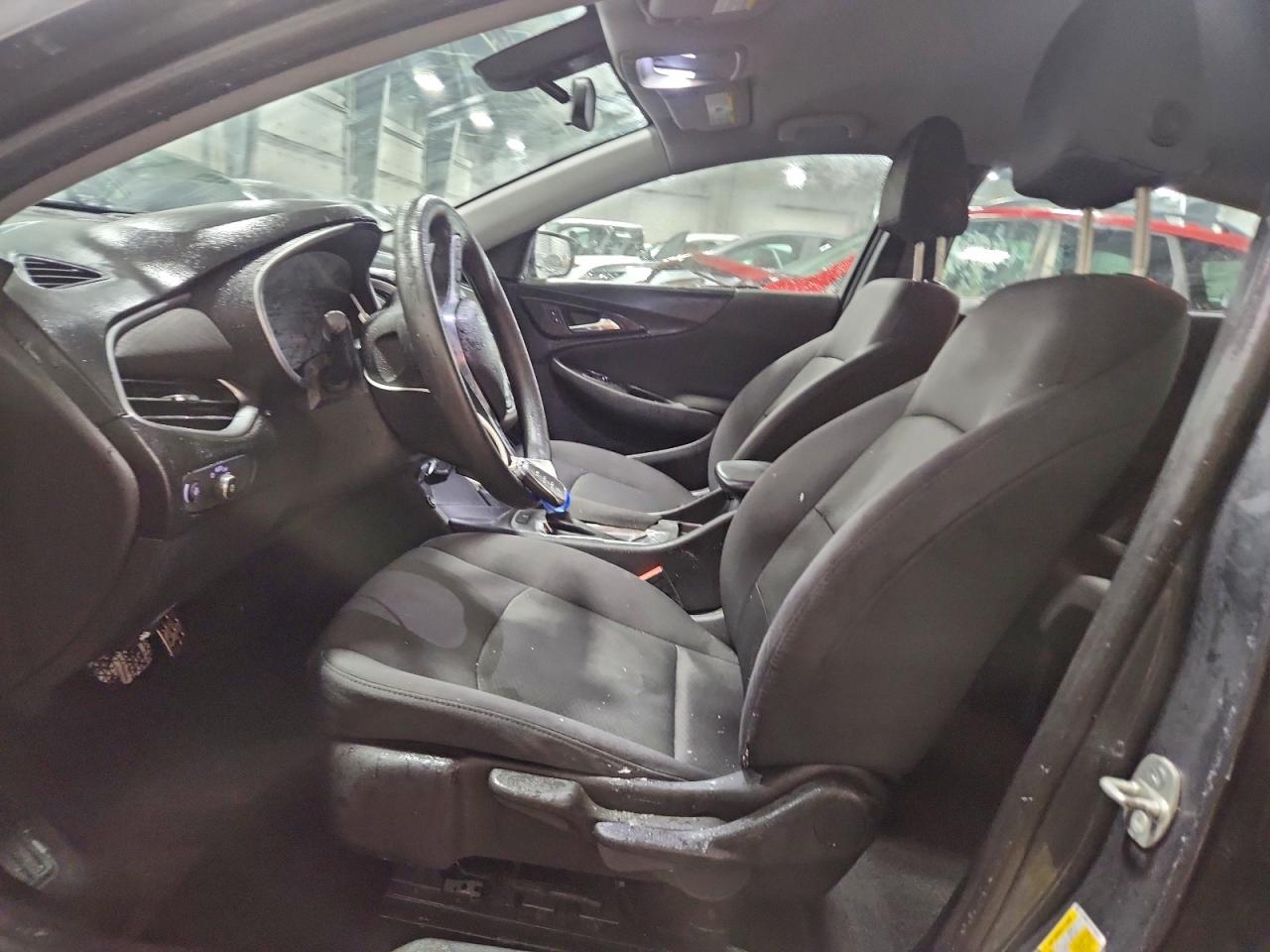2017 CHEVROLET MALIBU LS photo 7