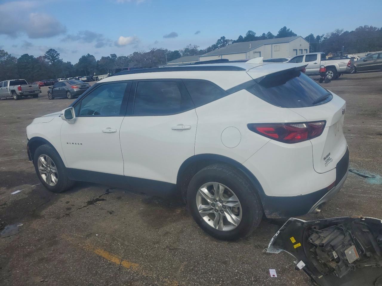 2020 CHEVROLET BLAZER 2LT photo 2