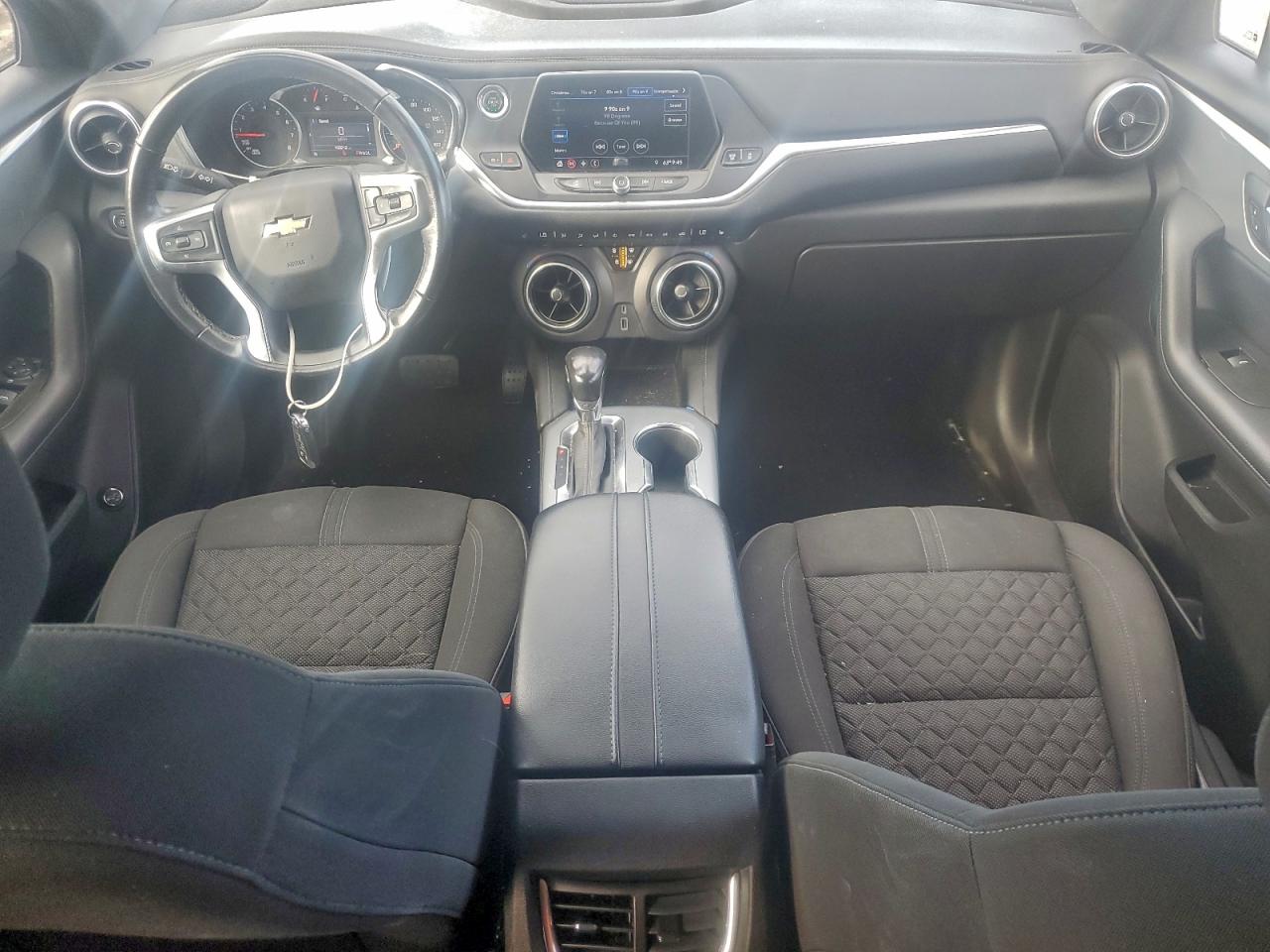 2020 CHEVROLET BLAZER 2LT photo 8