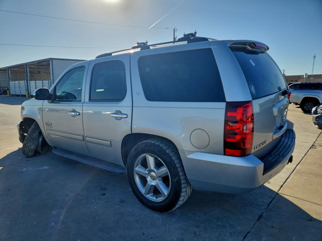 2013 CHEVROLET TAHOE C1500 LT photo 2